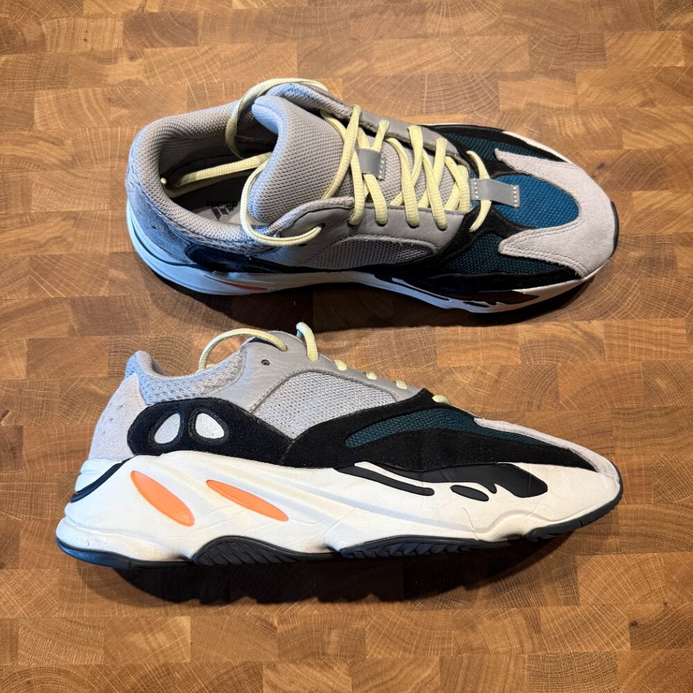 Yeezy Boost 700 'Wave Runner' - Size 9.5 Men's